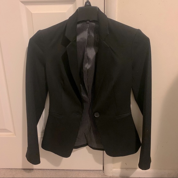 Express Soft Collar One Button Blazer - Picture 4 of 8